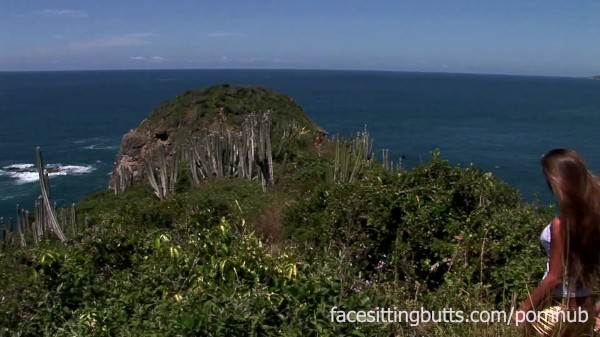 Lucky guys stuff a busty babe on a big cliff