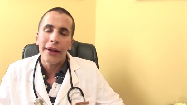 Alexa Jordan's Doctor Gives Her A Load In The Mouth