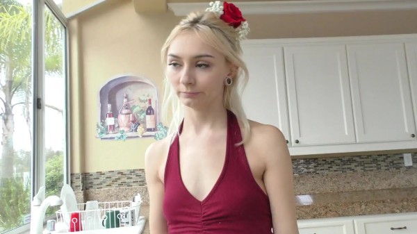 Chloe Temple is a Cute Blonde That Decided to Fuck her Step Dad After Prom